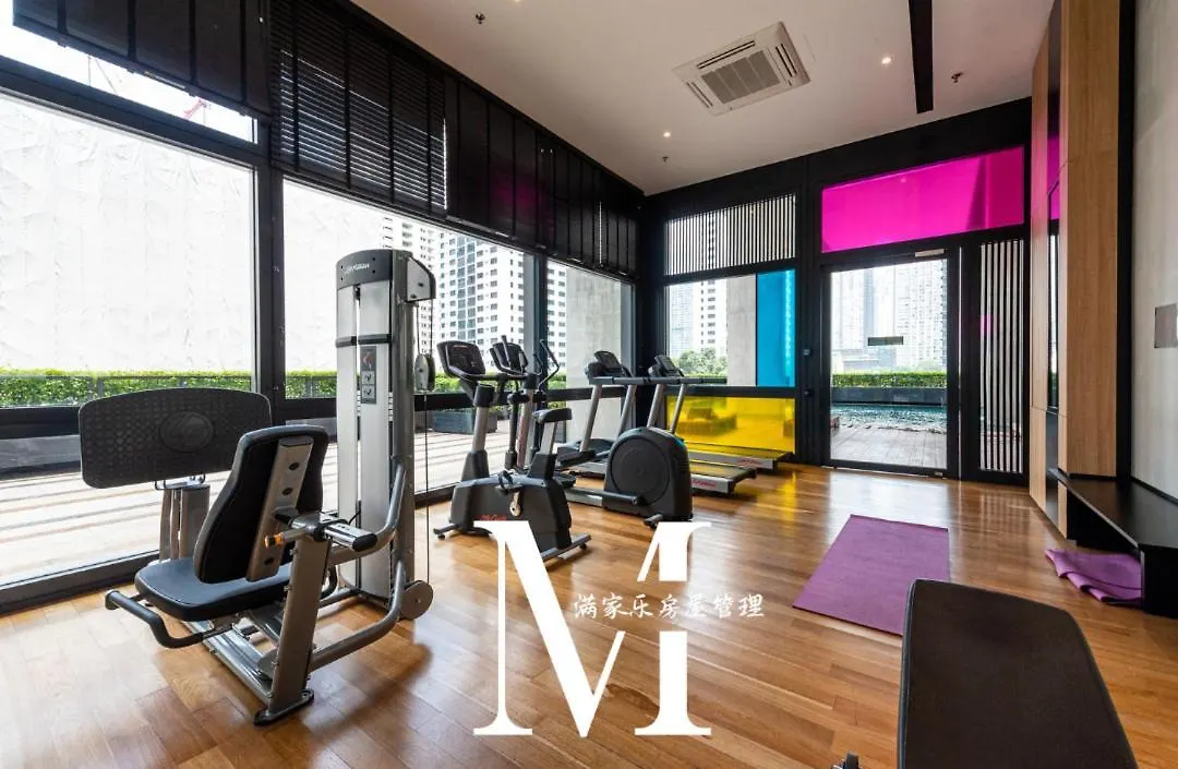 Mont Kiara Hyatt Arcoris Sunway 163 2-Bedroom With Balcony 2-4Pax Малайзия