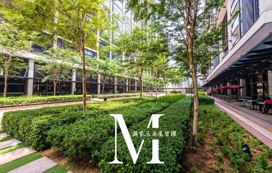 Mont Kiara Hyatt Arcoris Sunway 163 2-Bedroom With Balcony 2-4Pax Куала-Лумпур